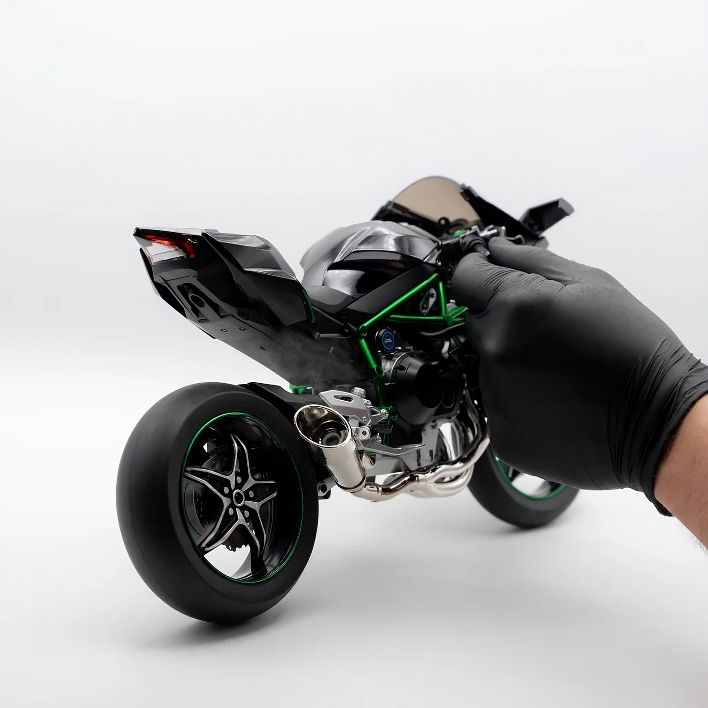 MINI MOTO 1:6 - Réplique Kawasaki H2R